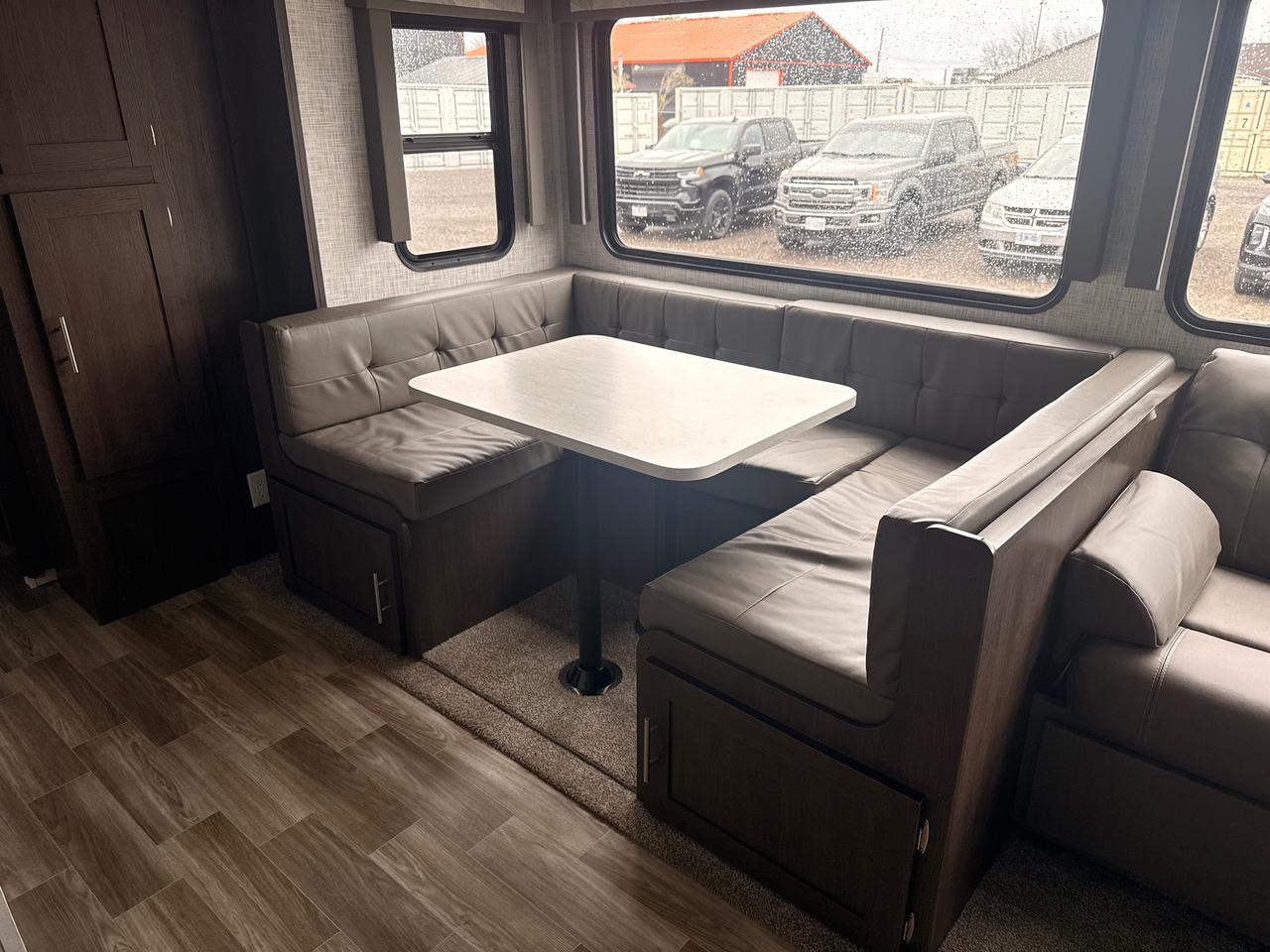 2019 Forest River SALEM 30KQBSS  TRAVEL TRAILER SALEM TOWABLES; CLEAN WELL KEPT; FINANACEABLE Photo