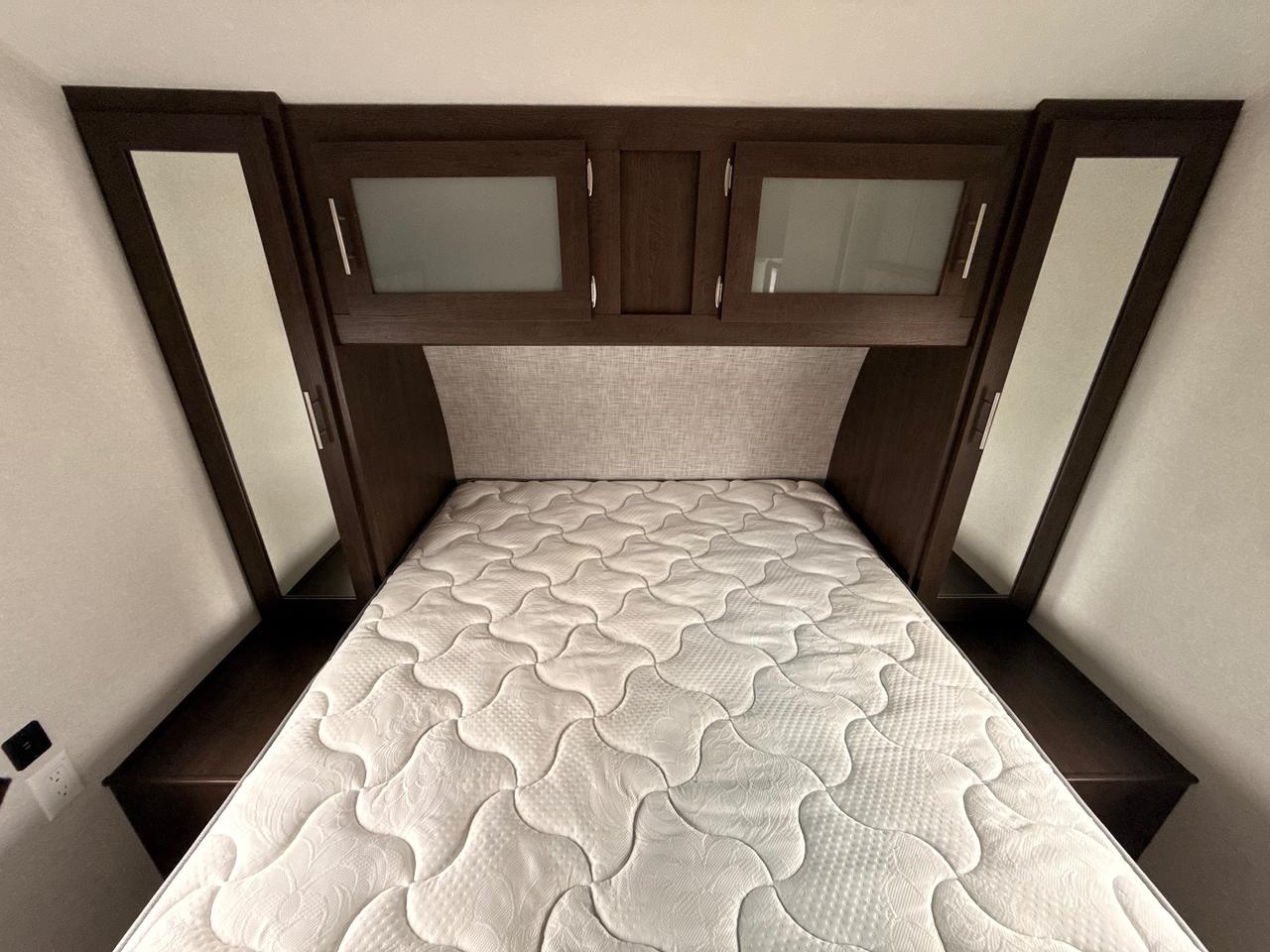 2019 Forest River SALEM 30KQBSS  TRAVEL TRAILER SALEM TOWABLES; CLEAN WELL KEPT; FINANACEABLE Photo