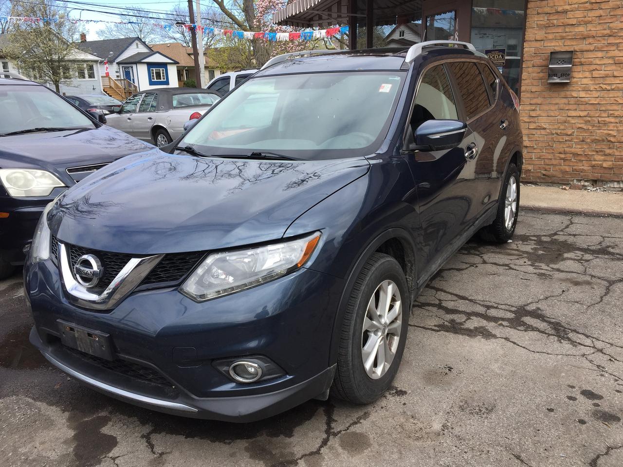 2015 Nissan Rogue One Owner New Car Trade - SV AWD Photo