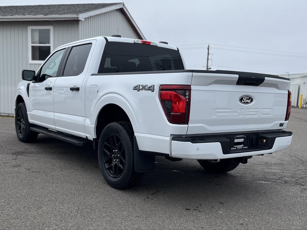 2026 Ford F-150 STX 4WD SuperCrew 5.5' Box Photo4