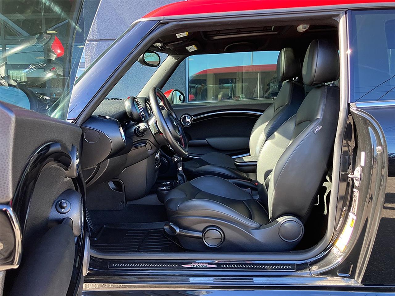 2013 MINI Cooper Clubman CLUBMAN|JOHN COOPER WORKS|PANOROOF|ALLOYS Photo