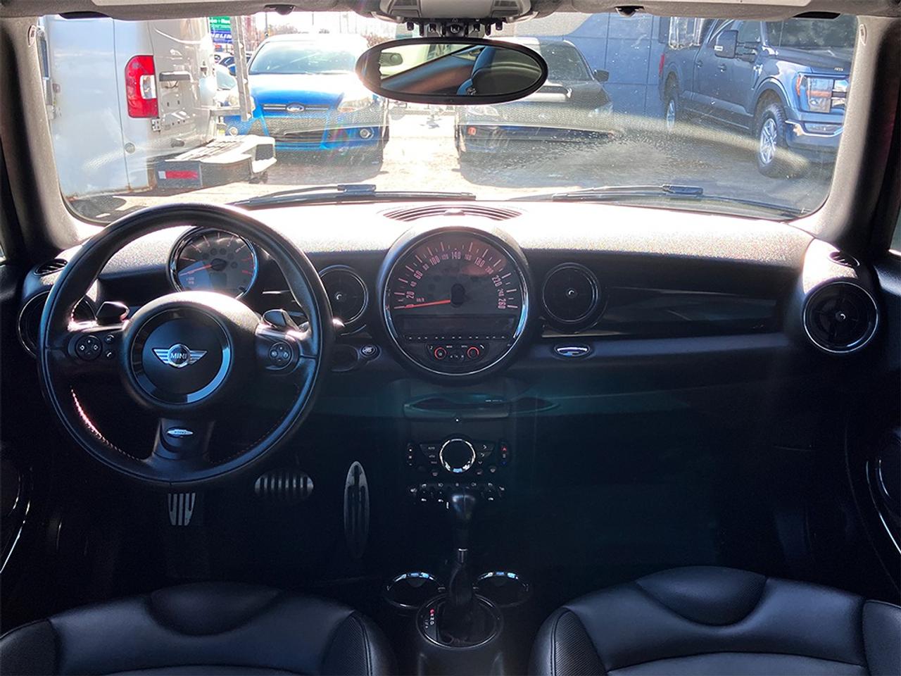 2013 MINI Cooper Clubman CLUBMAN|JOHN COOPER WORKS|PANOROOF|ALLOYS Photo