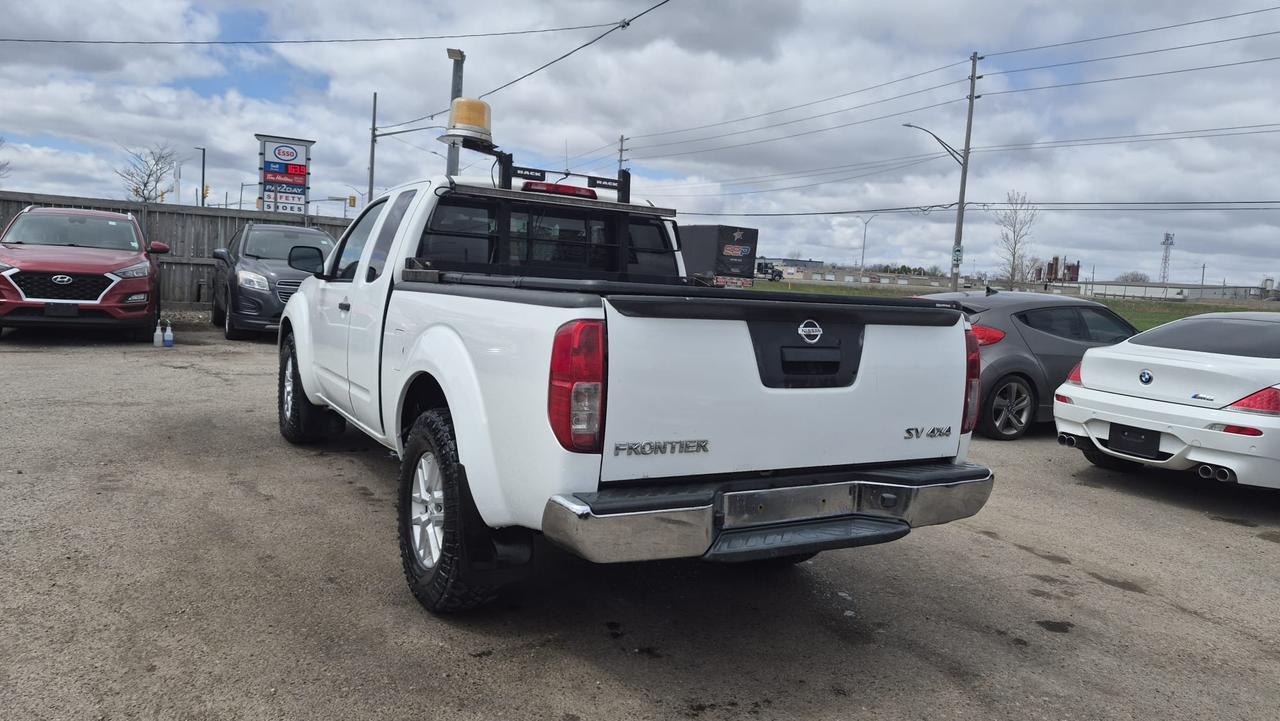 2015 Nissan Frontier SV, EXT CAB, 4X4, AUTO, V6, ALLOYS, CERTIFIED Photo2