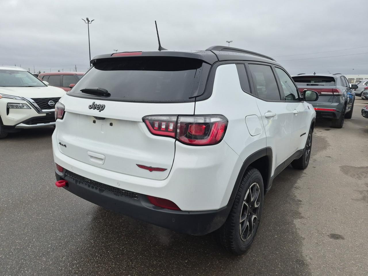 2024 Jeep Compass Trailhawk Photo