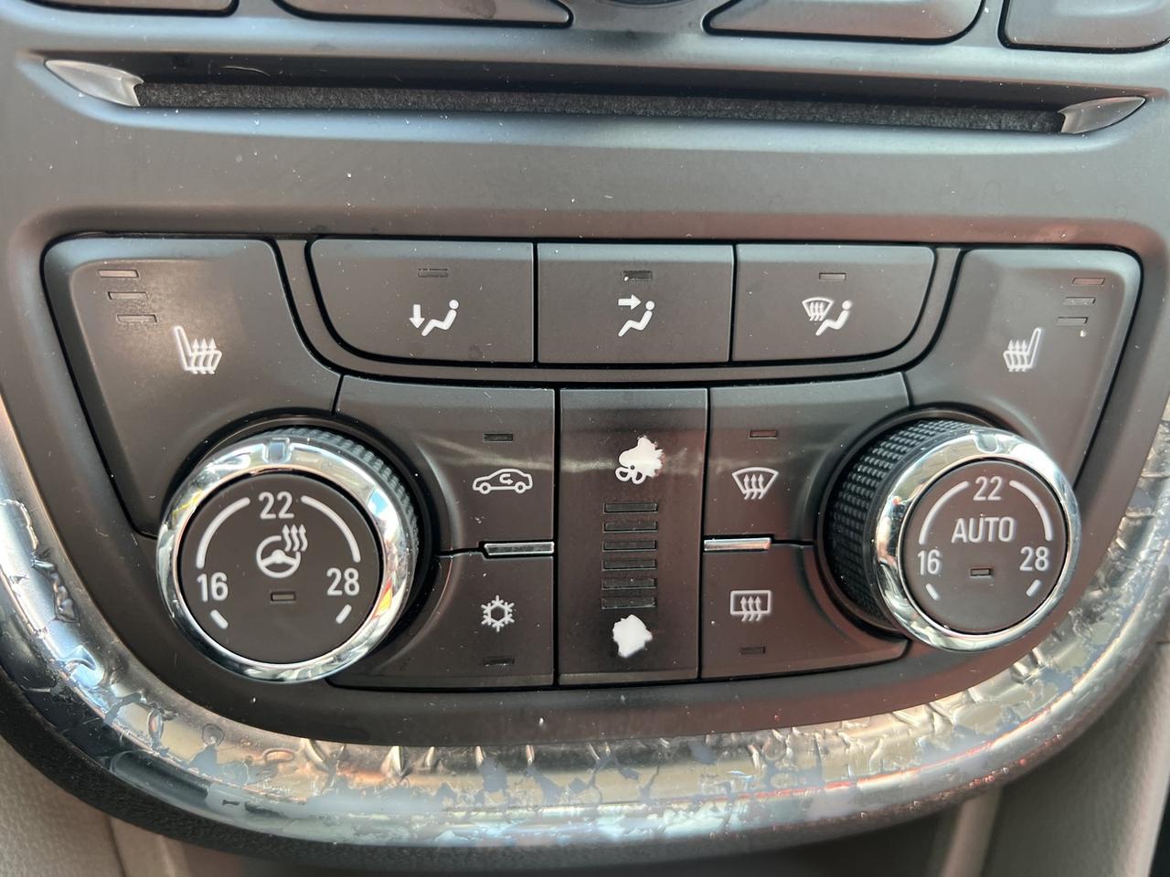 2015 Buick Encore Leather AWD Photo