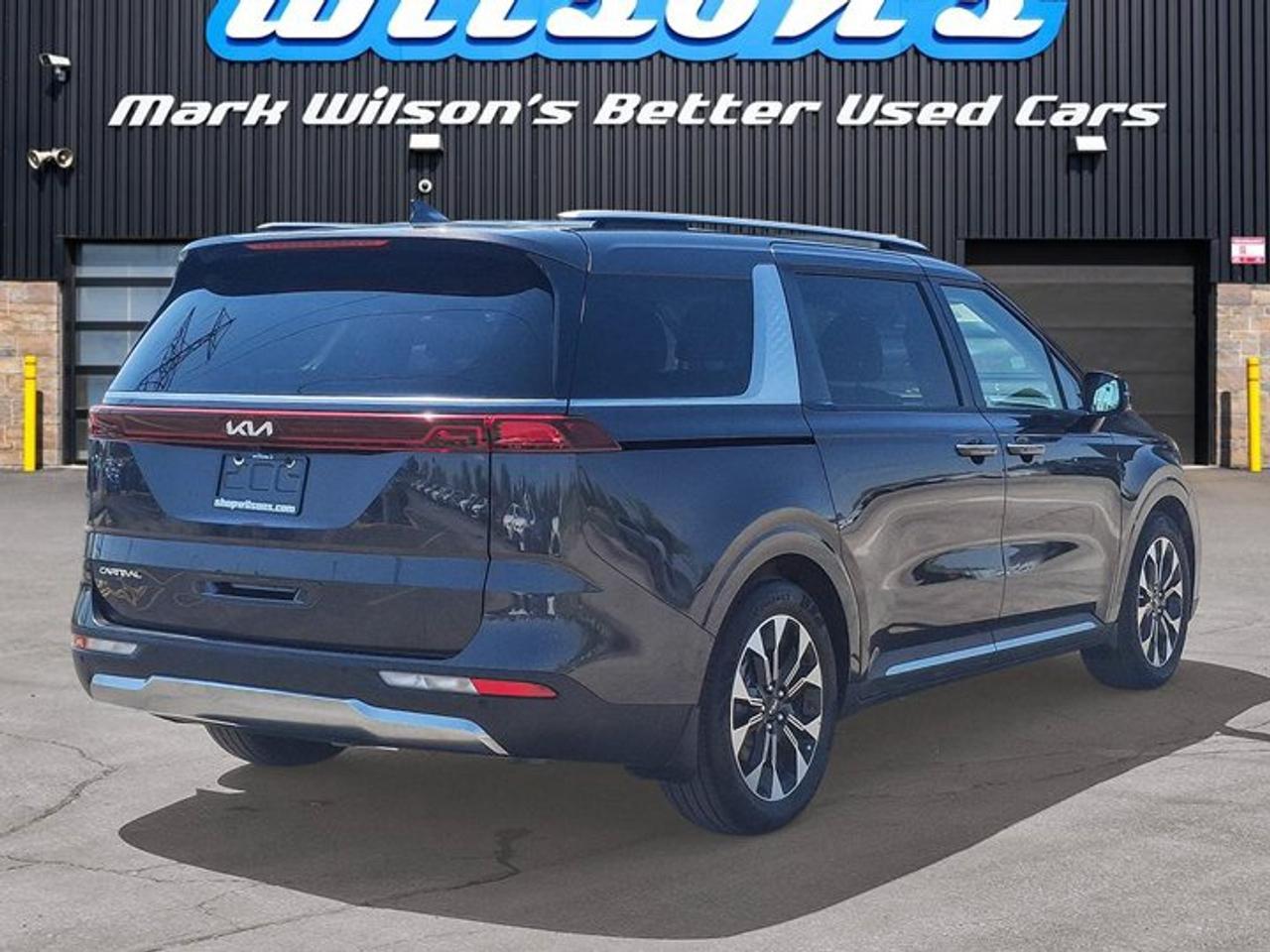 2024 Kia Carnival EX | Leather | Smart Cruise | Heated Wheel + Seats | Power Sliding Doors | CarPlay + Android & More! Photo4