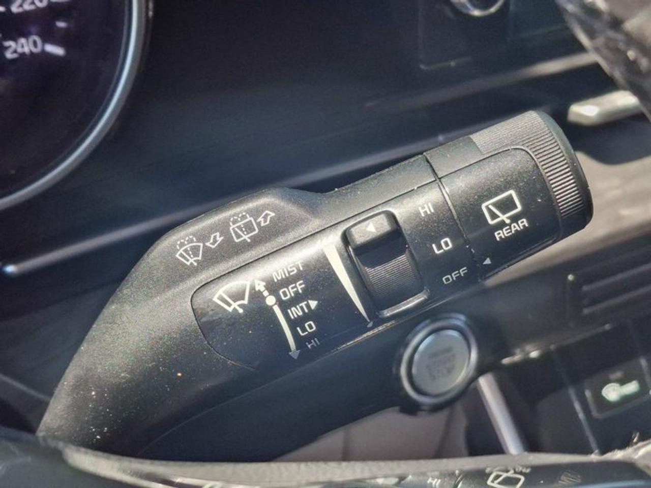 2024 Kia Carnival EX | Leather | Smart Cruise | Heated Wheel + Seats | Power Sliding Doors | CarPlay + Android & More! Photo