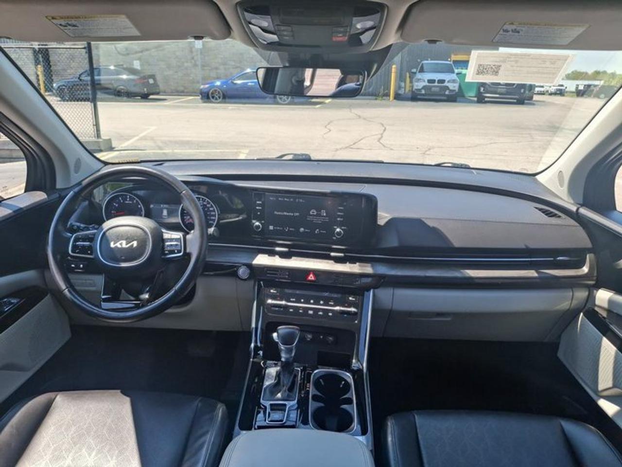 2024 Kia Carnival EX | Leather | Smart Cruise | Heated Wheel + Seats | Power Sliding Doors | CarPlay + Android & More! Photo