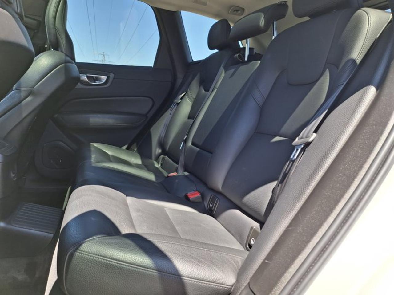 2022 Volvo XC60 Recharge Inscription Expression AWD | Plug-in Hybrid | Leather | Sunroof | Nav | Heated Wheel & More ! Photo