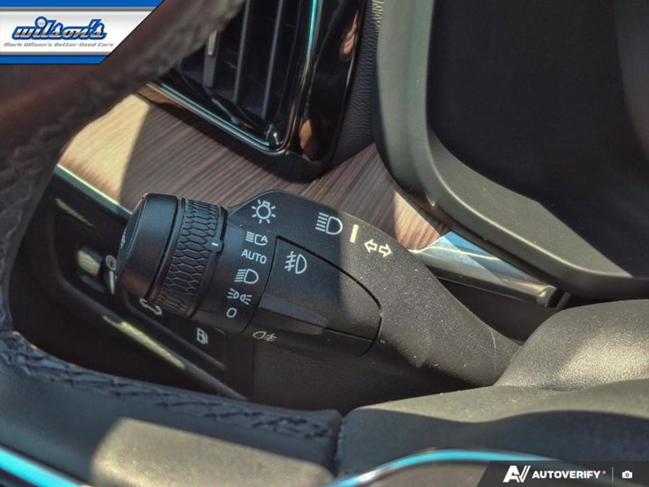 2022 Volvo XC60 Recharge Inscription Expression AWD | Plug-in Hybrid | Leather | Sunroof | Nav | Heated Wheel & More ! Photo