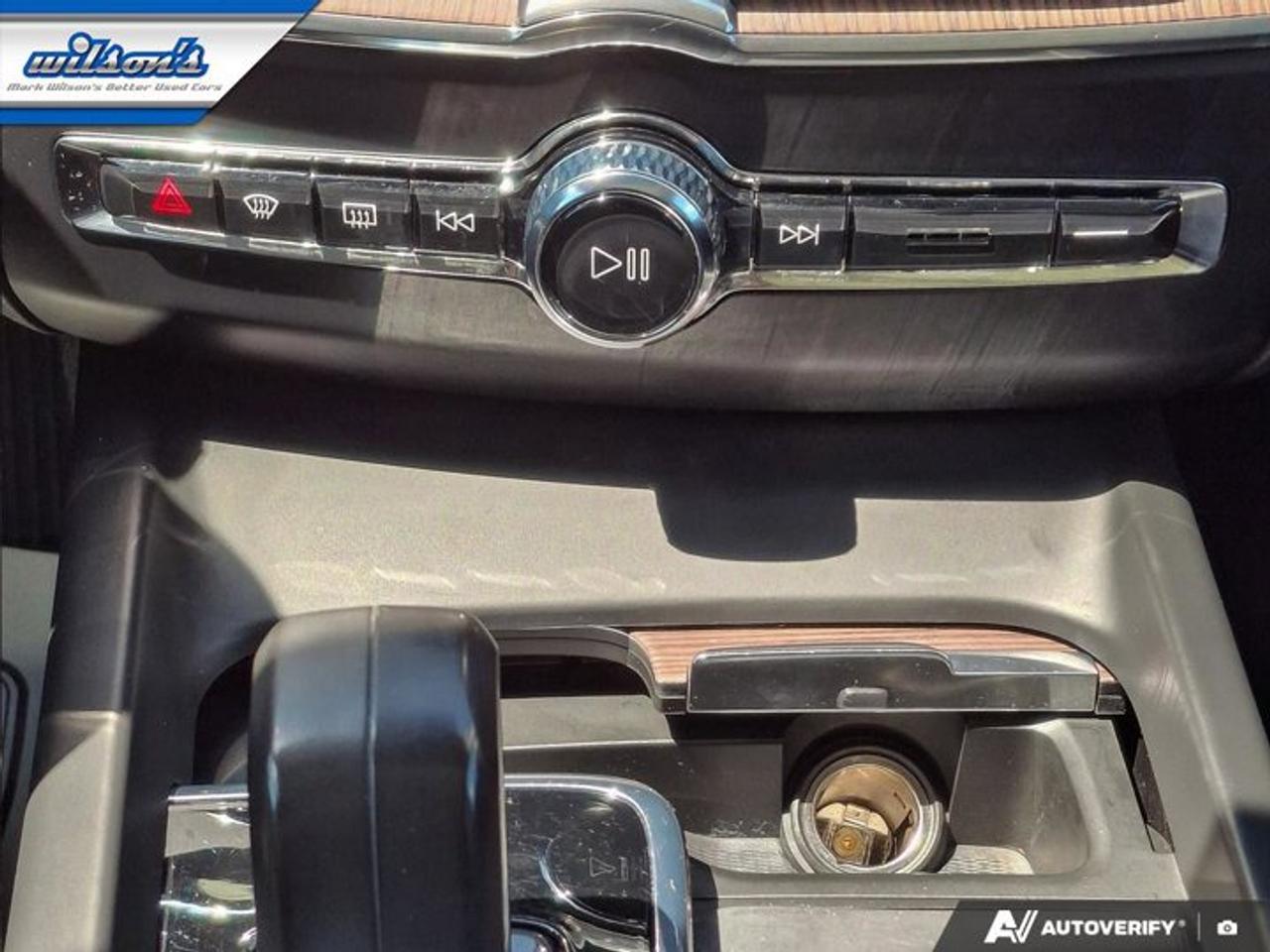 2022 Volvo XC60 Recharge Inscription Expression AWD | Plug-in Hybrid | Leather | Sunroof | Nav | Heated Wheel & More ! Photo