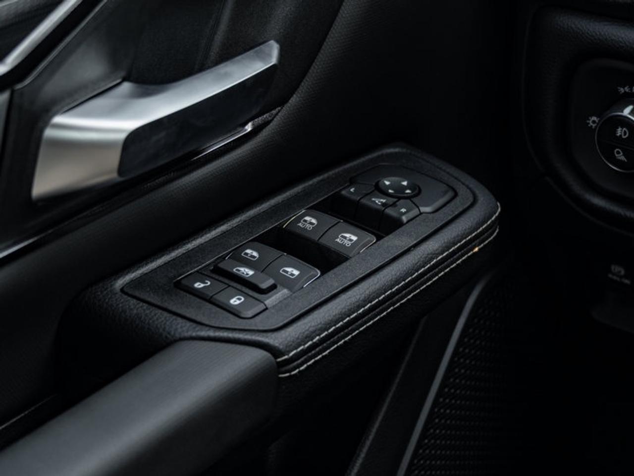 2026 RAM 1500 SPORT Photo