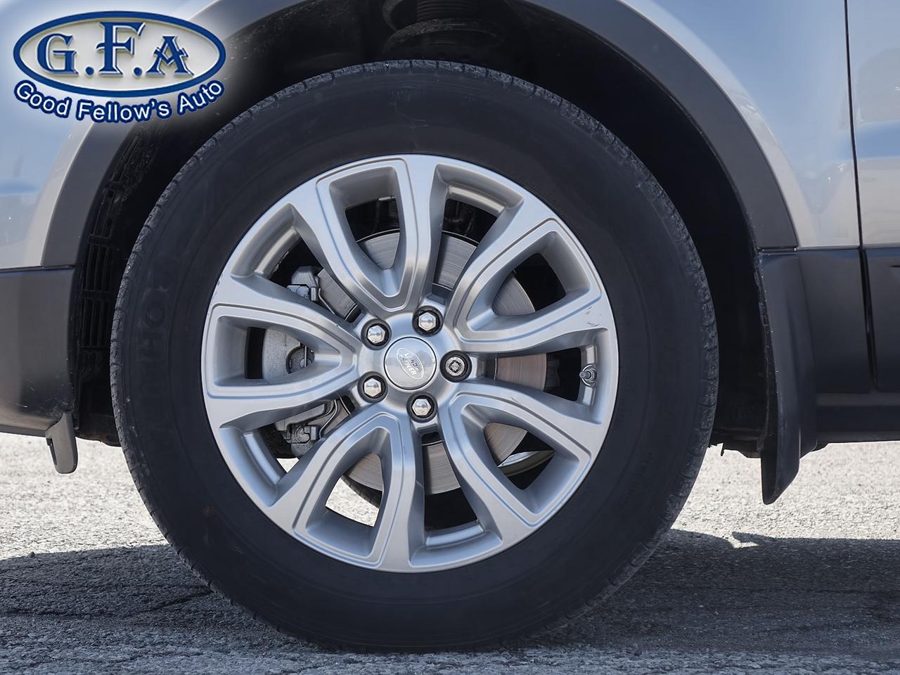 2019 Land Rover Range Rover Evoque SE MODEL, PANORAMIC ROOF, AWD, LEATHER SEATS, NAVI Photo