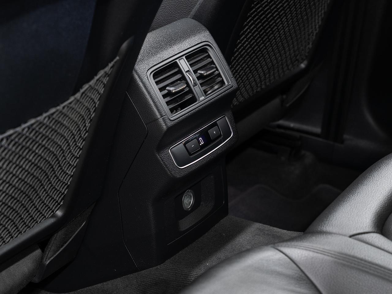 2020 Audi Q5 PROGRESSIV | Panoroof | Nav | BSM | CarPlay
