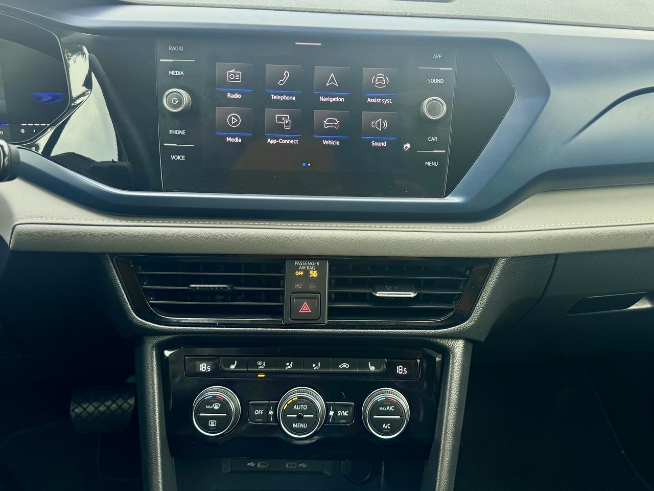 2024 Volkswagen Taos FINANCING AVAILABLE Photo13