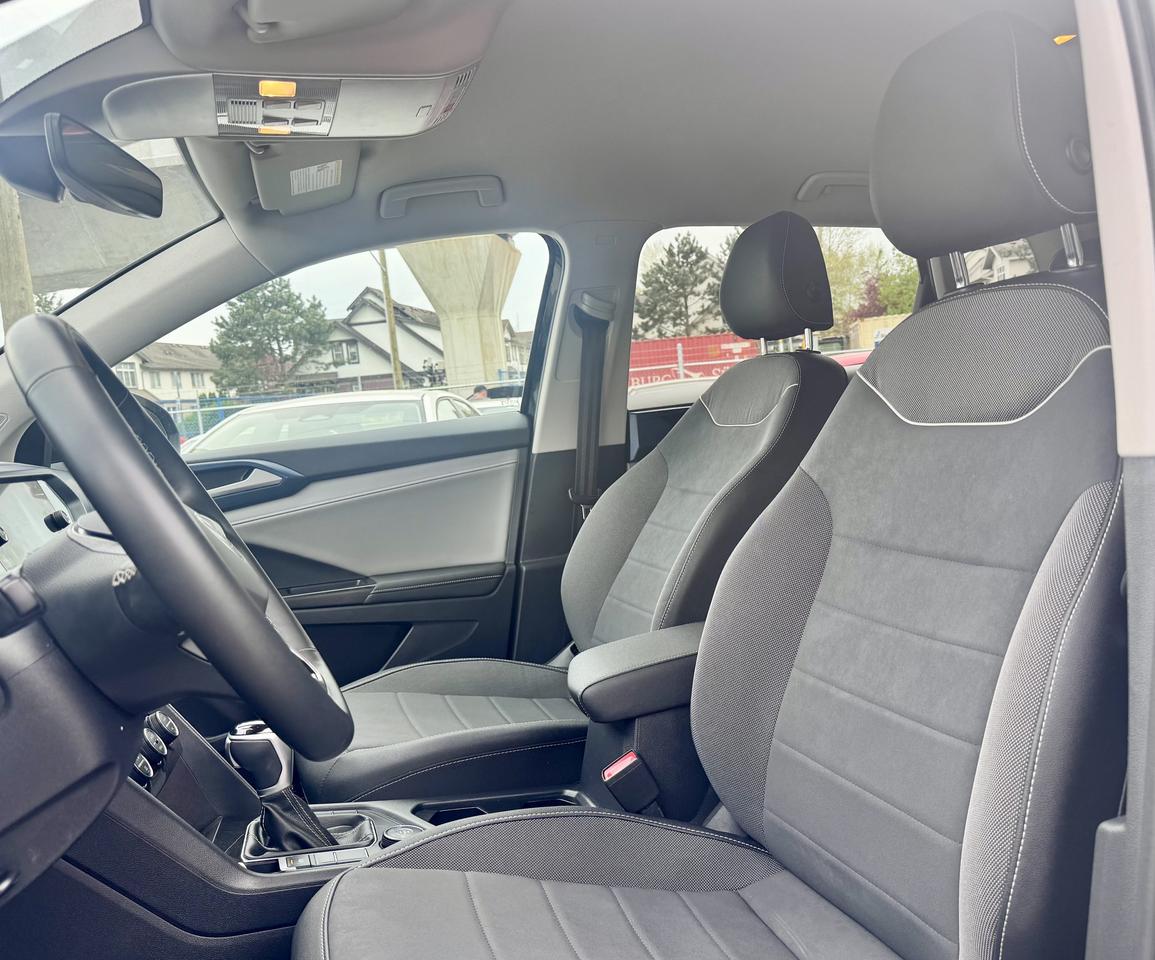 2024 Volkswagen Taos FINANCING AVAILABLE Photo9