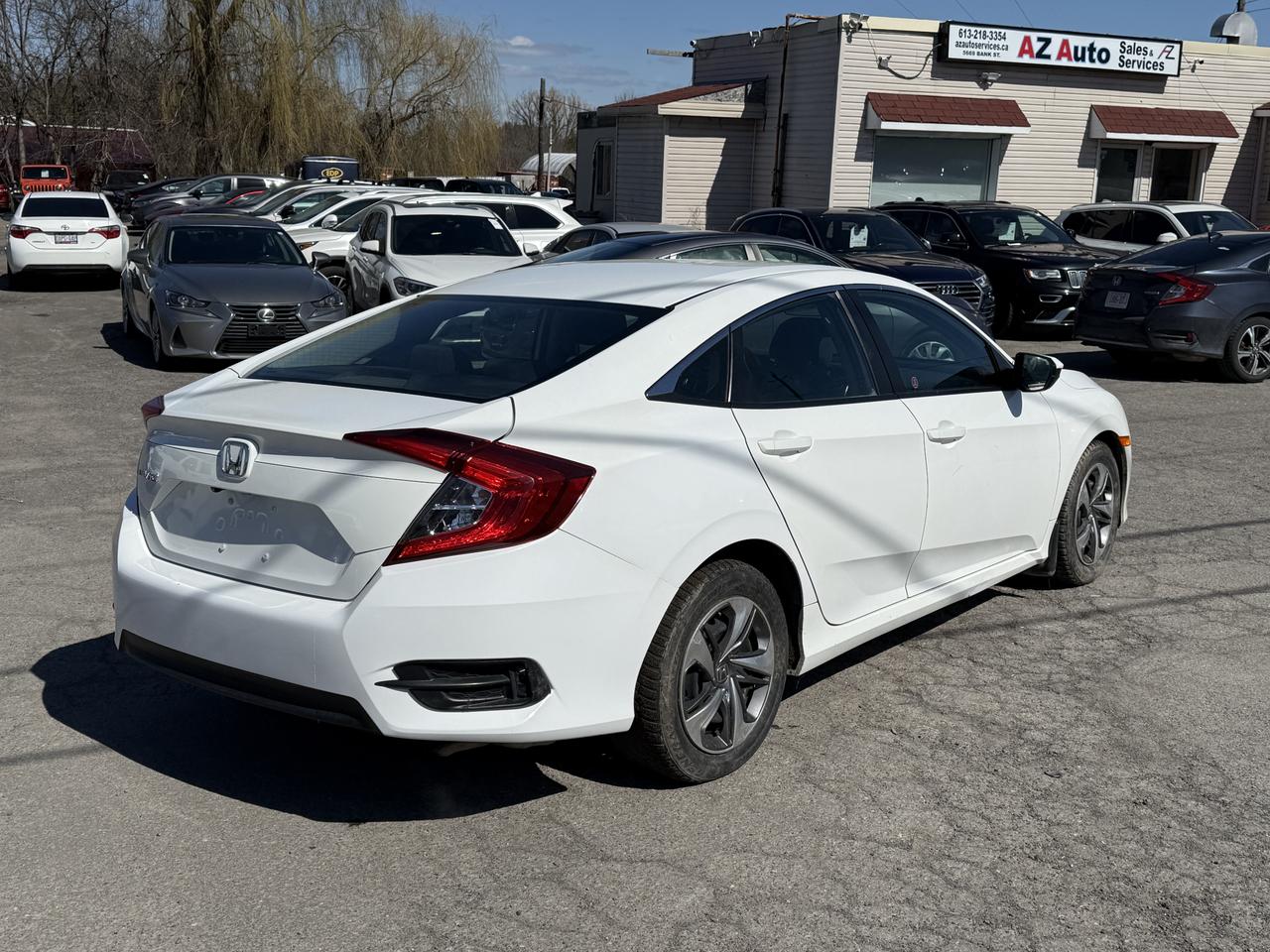 2017 Honda Civic LX Photo4
