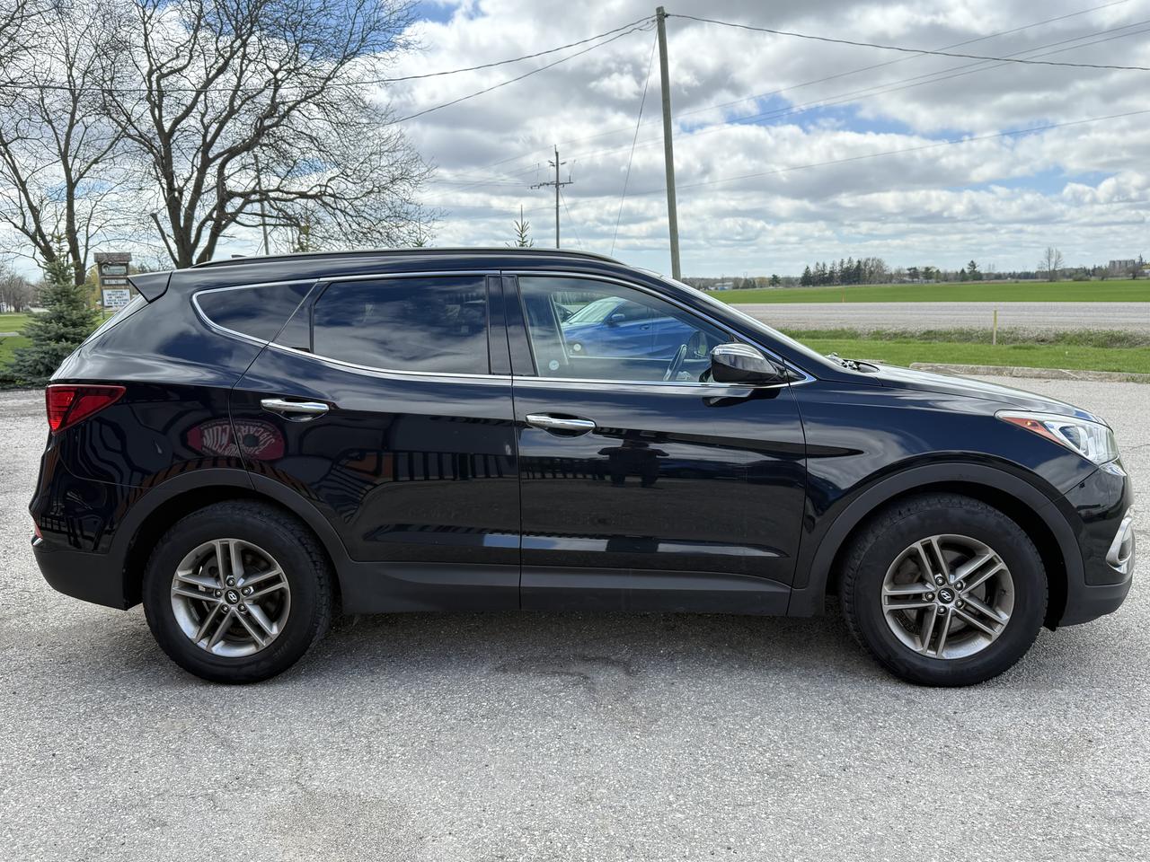 2017 Hyundai Santa Fe Sport Premium | AWD | Backup Camera | Heated Seats Photo