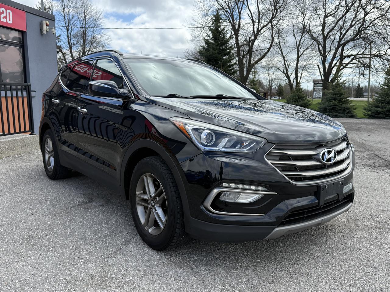 2017 Hyundai Santa Fe Sport Premium | AWD | Backup Camera | Heated Seats Photo