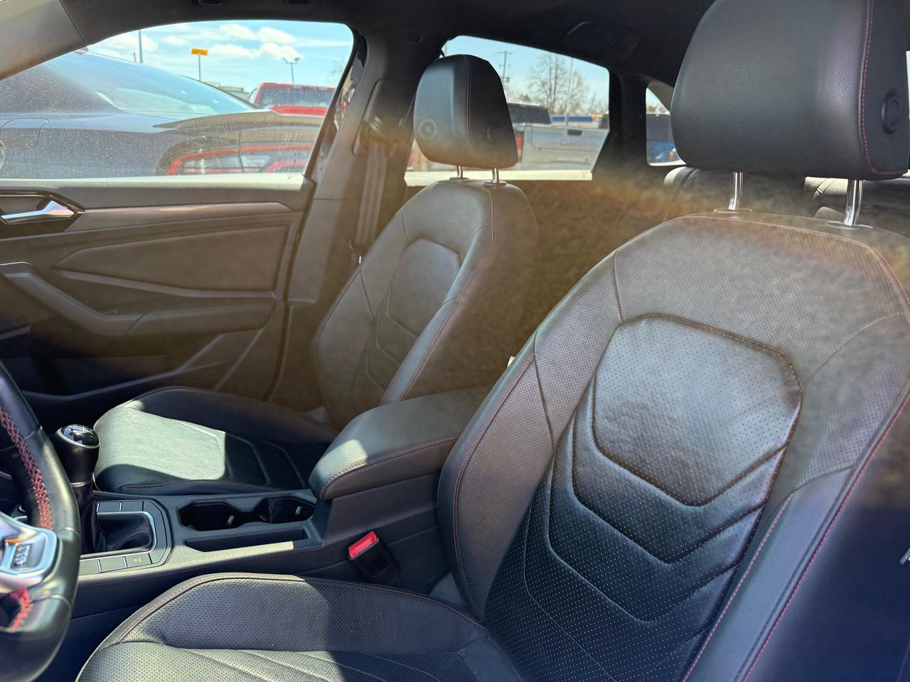 2020 Volkswagen Jetta GLI MANUAL! NAV! Sunroof! Leather! Photo