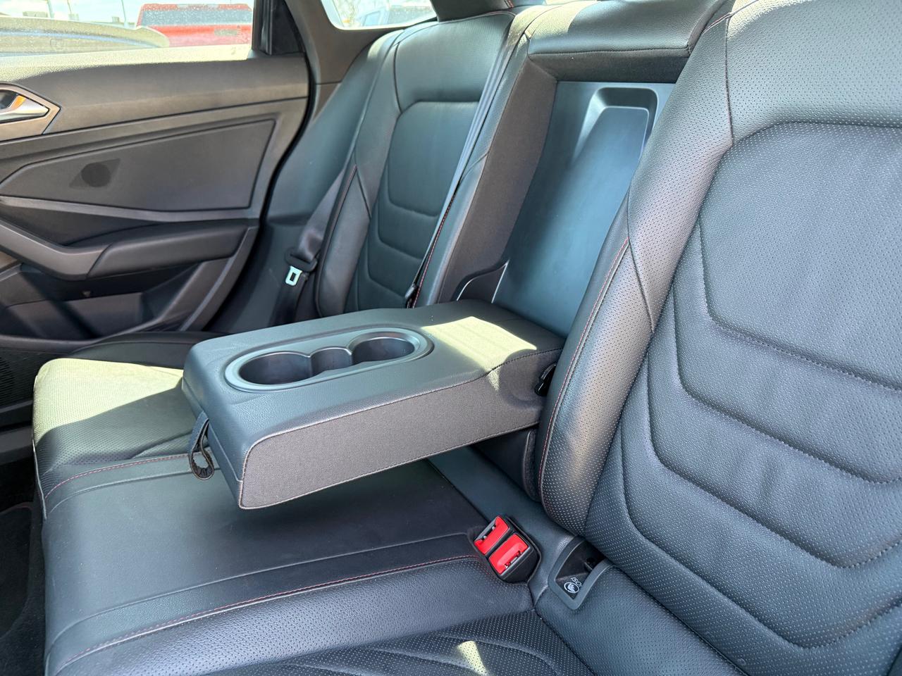 2020 Volkswagen Jetta GLI MANUAL! NAV! Sunroof! Leather! Photo