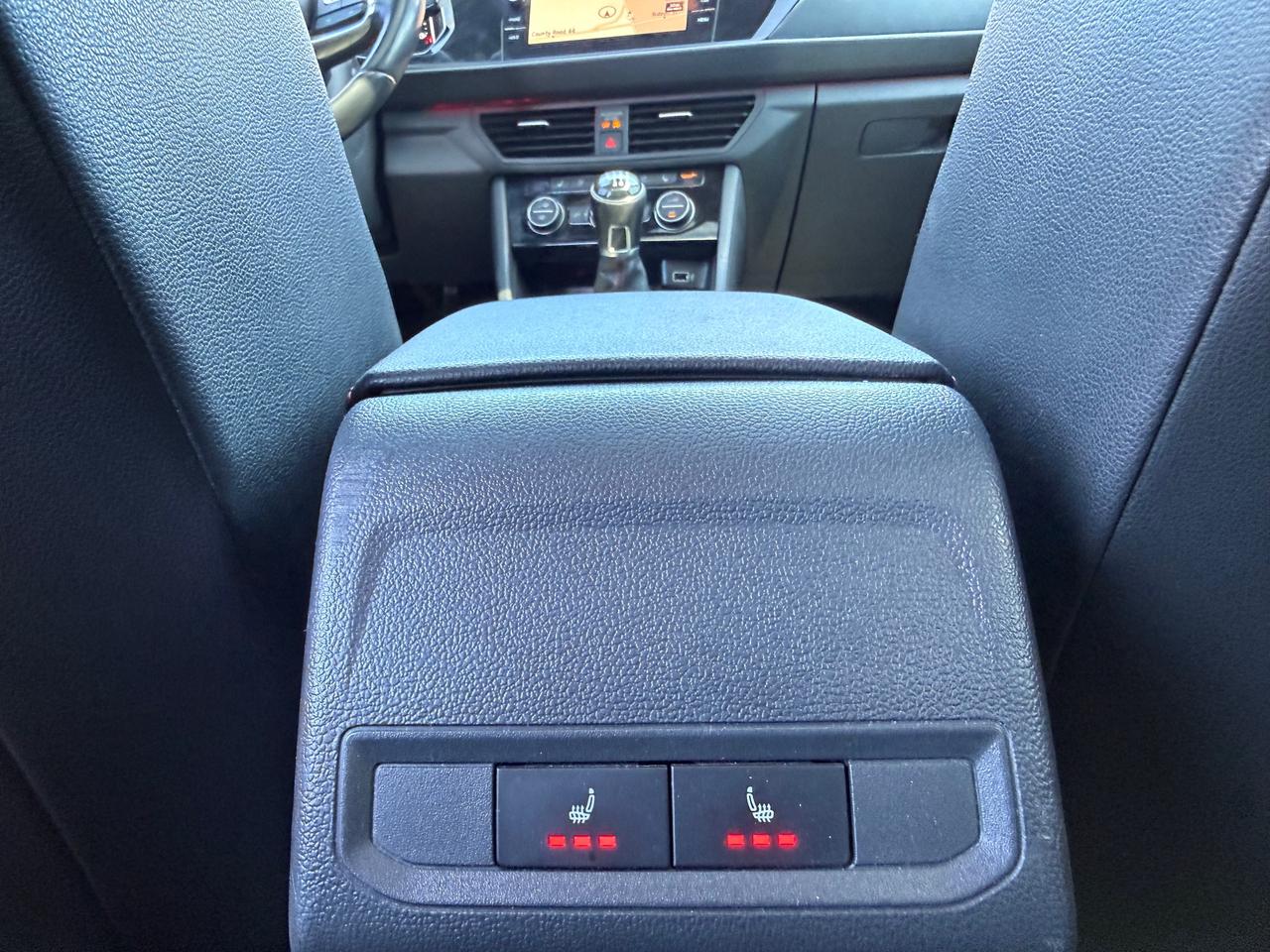 2020 Volkswagen Jetta GLI MANUAL! NAV! Sunroof! Leather! Photo