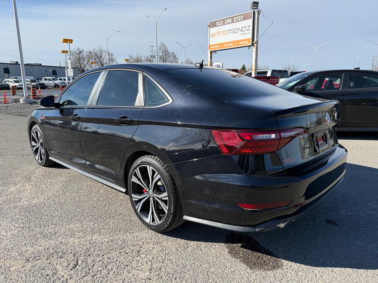 2020 Volkswagen Jetta GLI MANUAL! NAV! Sunroof! Leather! Photo2