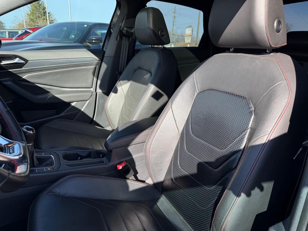 2020 Volkswagen Jetta GLI MANUAL! NAV! Sunroof! Leather! Photo