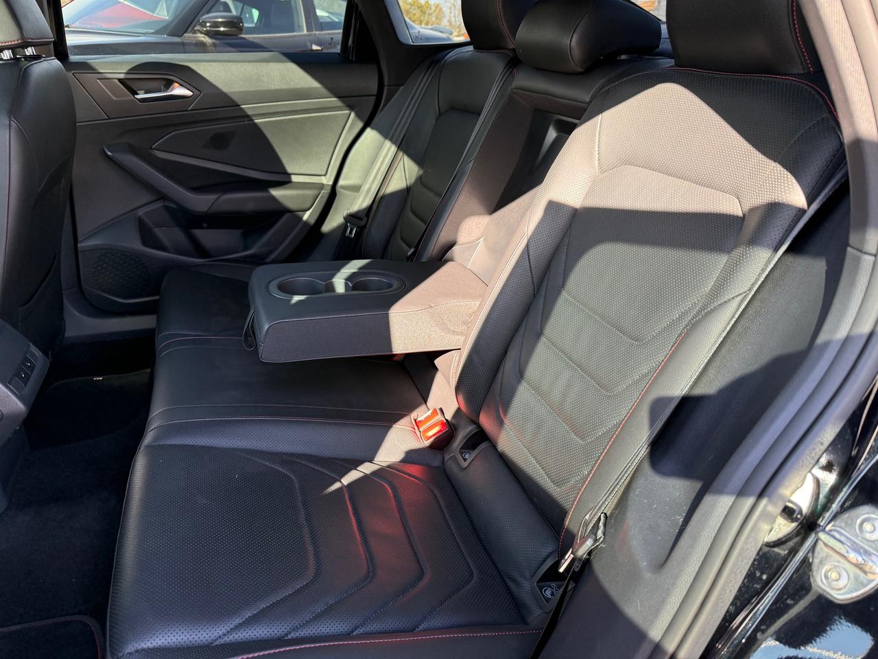 2020 Volkswagen Jetta GLI MANUAL! NAV! Sunroof! Leather! Photo