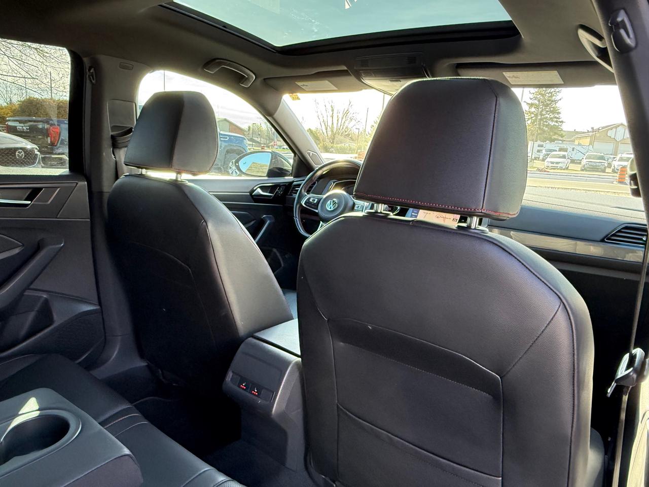 2020 Volkswagen Jetta GLI MANUAL! NAV! Sunroof! Leather! Photo
