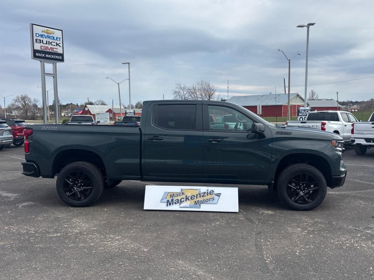 2026 Chevrolet Silverado 1500 LT Trail Boss New 5 Passenger Gas Powered V8 Crew Cab 4X4 Truck with 2 Factory Installed Lift, 6.6 Ft Pickup Box, Power Sunroof, Heated Front Seats, Heated Steering Wheel with a 13.4 Diagonal Touchscreen Radio with Photo