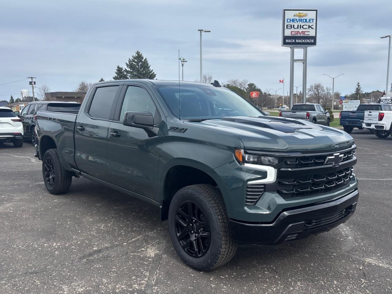 2026 Chevrolet Silverado 1500 LT Trail Boss New 5 Passenger Gas Powered V8 Crew Cab 4X4 Truck with 2 Factory Installed Lift, 6.6 Ft Pickup Box, Power Sunroof, Heated Front Seats, Heated Steering Wheel with a 13.4 Diagonal Touchscreen Radio with Photo