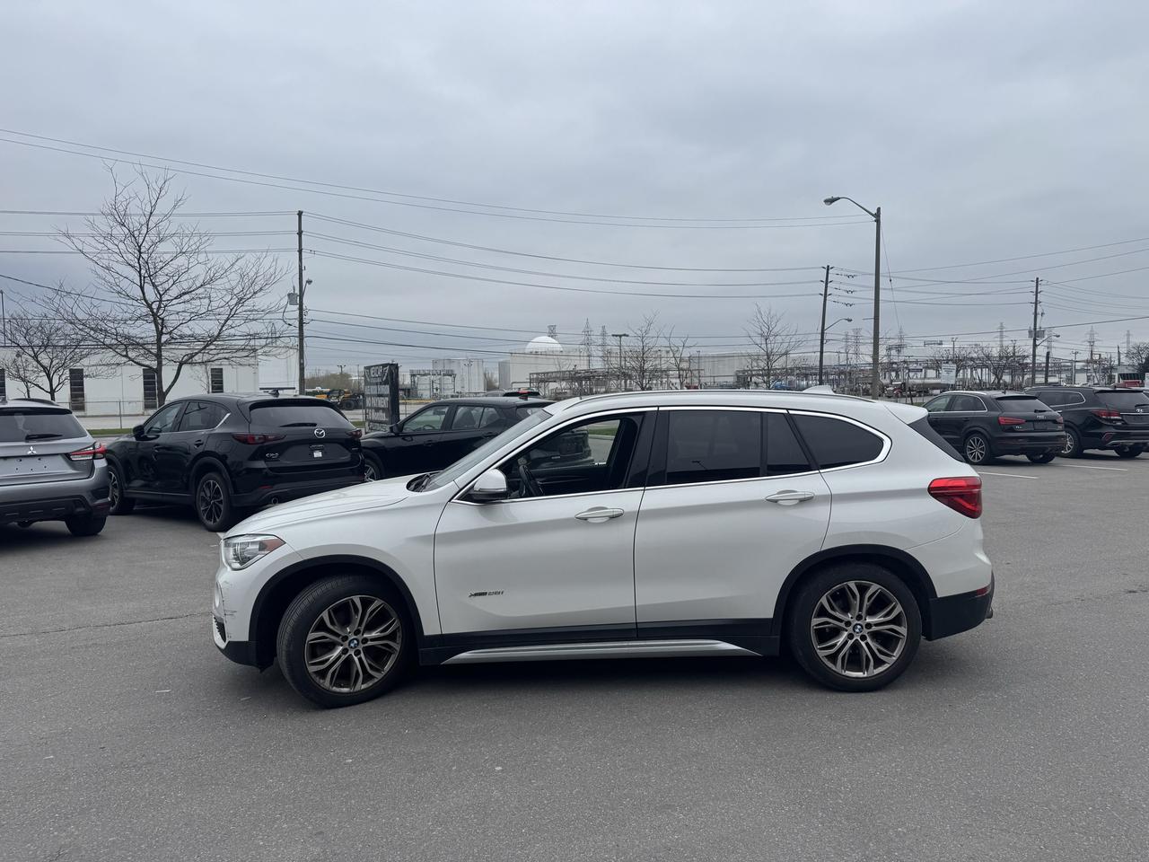 2017 BMW X1 XDRIVE SPORT PKG LEATHER PAN/ROOF BACKUP CAMERA Photo2