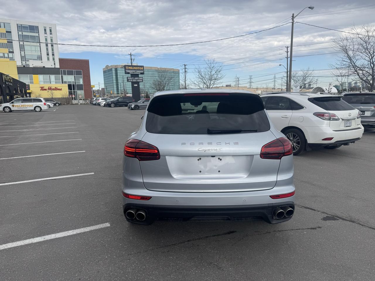 2017 Porsche Cayenne S AWD LEATHER PAN/ROOF NAVI B/SPOT L/ASSIST CAMERA Photo4