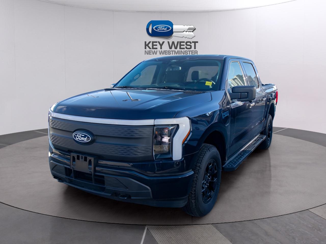 2025 Ford F-150 Lightning XLT Standard Range Battery 4WD SUPERCREW 5.5' BO Photo0