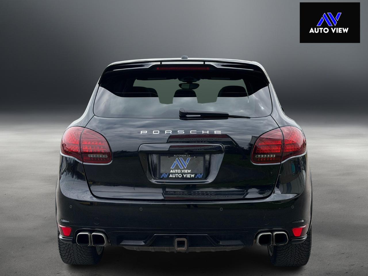 2014 Porsche Cayenne 3.6L V6 **CLEAN CARFAX** Photo