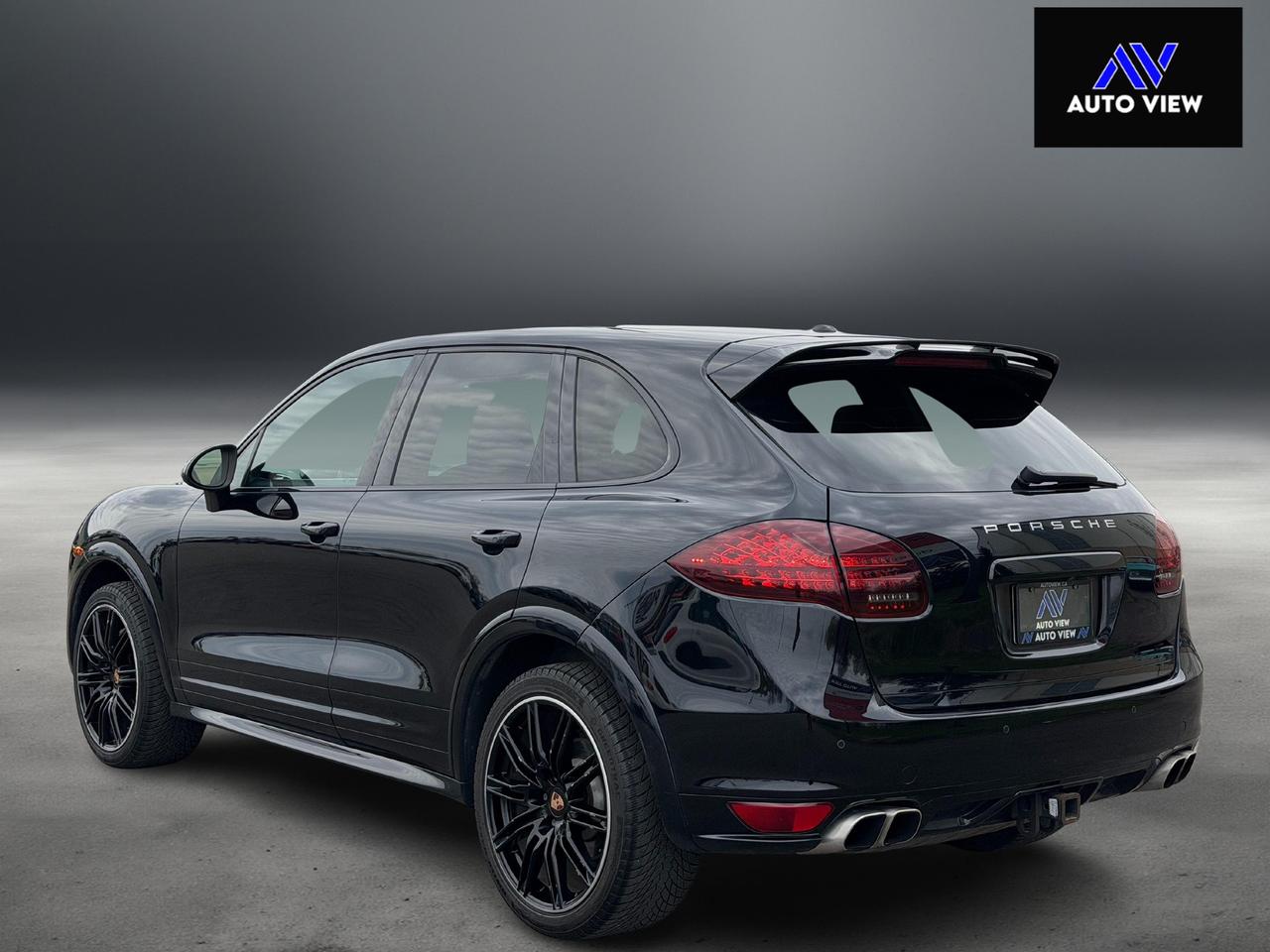 2014 Porsche Cayenne 3.6L V6 **CLEAN CARFAX** Photo