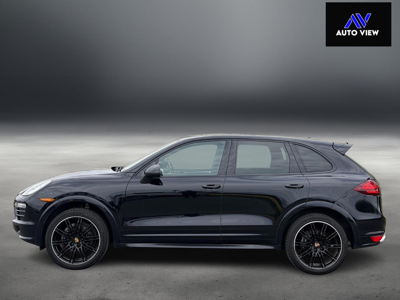 2014 Porsche Cayenne 3.6L V6 **CLEAN CARFAX** Photo