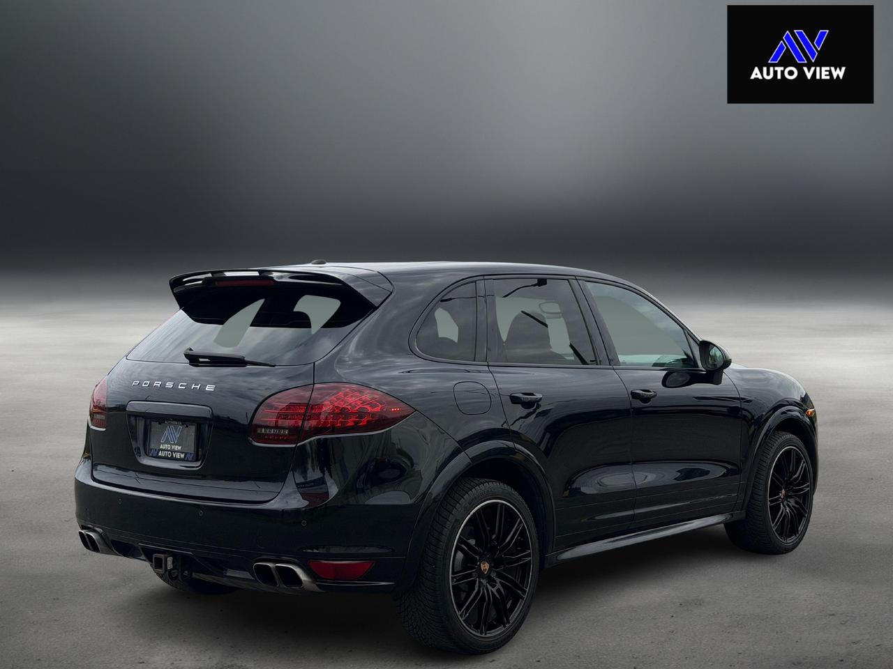2014 Porsche Cayenne 3.6L V6 **CLEAN CARFAX** Photo
