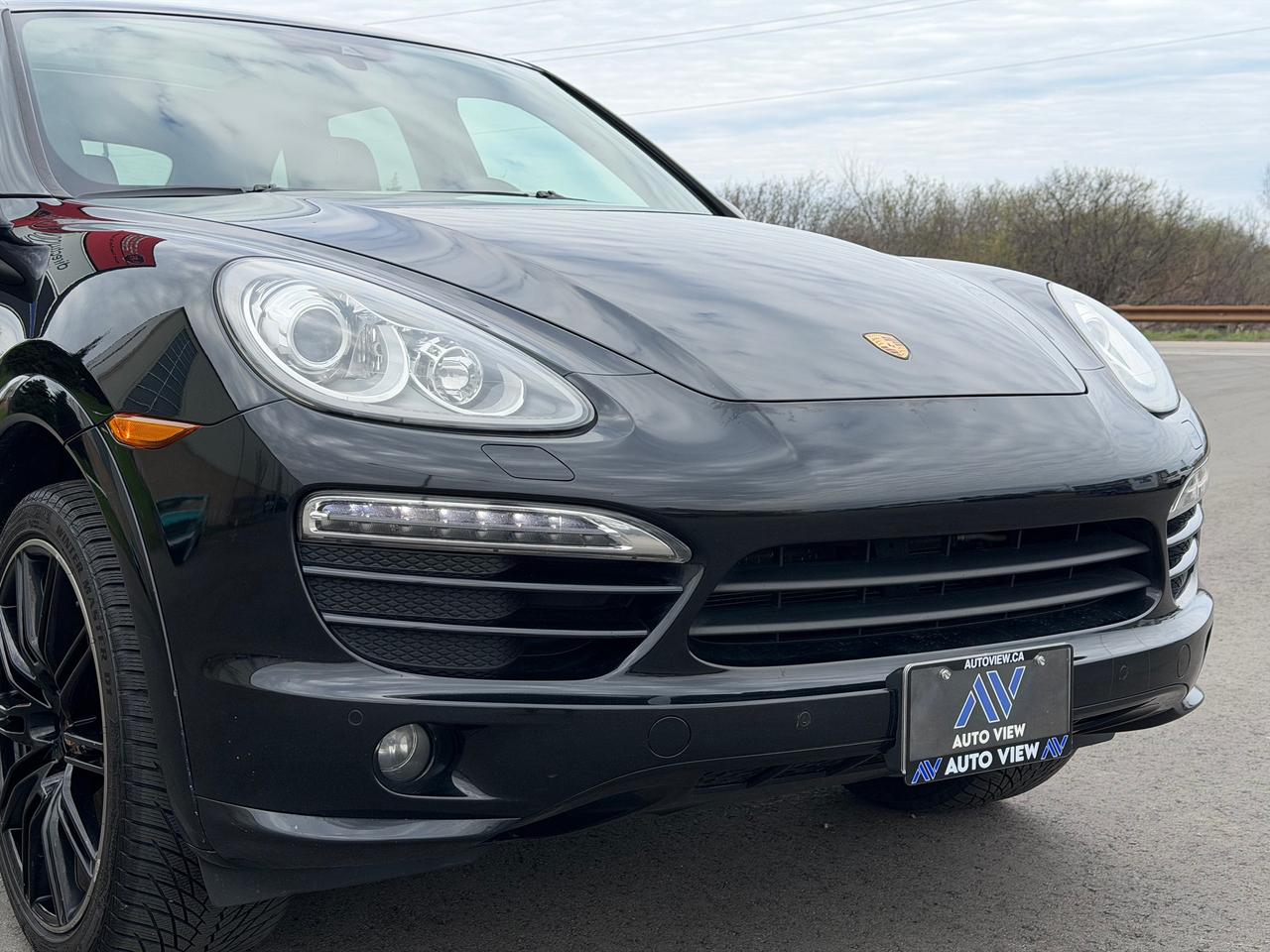 2014 Porsche Cayenne 3.6L V6 **CLEAN CARFAX** Photo