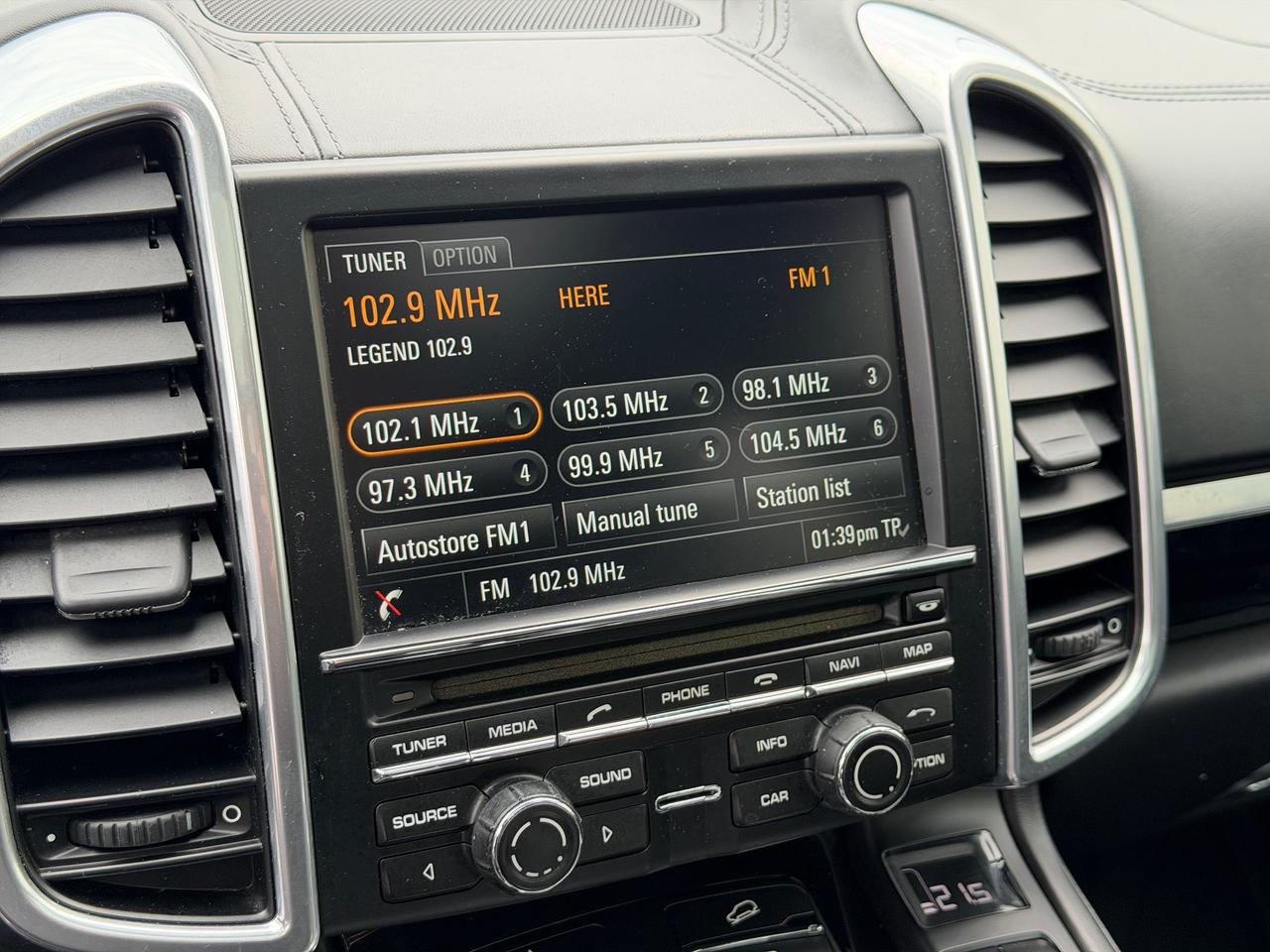 2014 Porsche Cayenne 3.6L V6 **CLEAN CARFAX** Photo