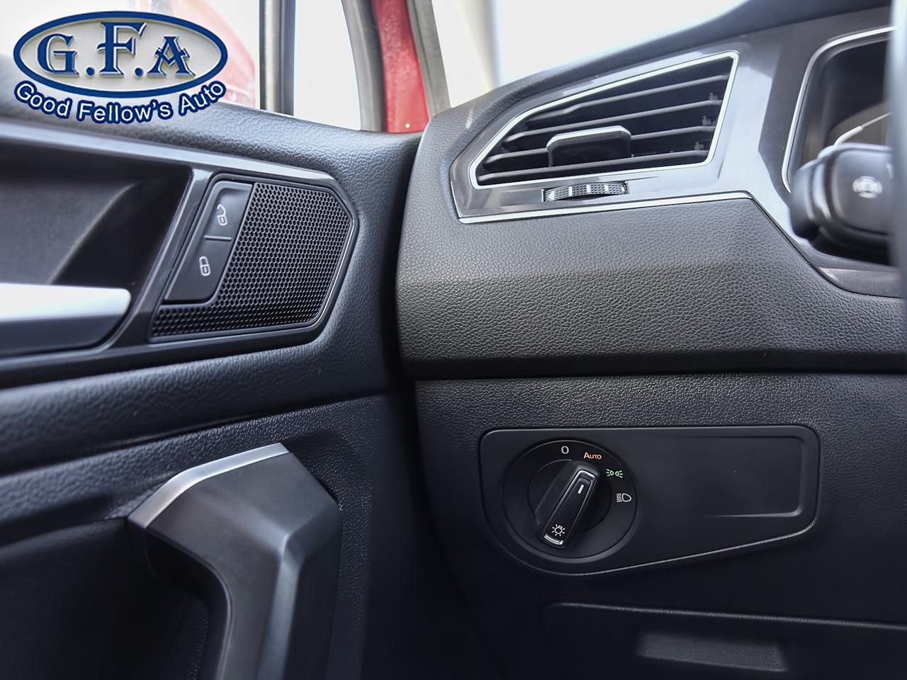 2024 Volkswagen Tiguan COMFORTLINE MODEL, 4MOTION, LEATHER SEATS, PANORAM Photo