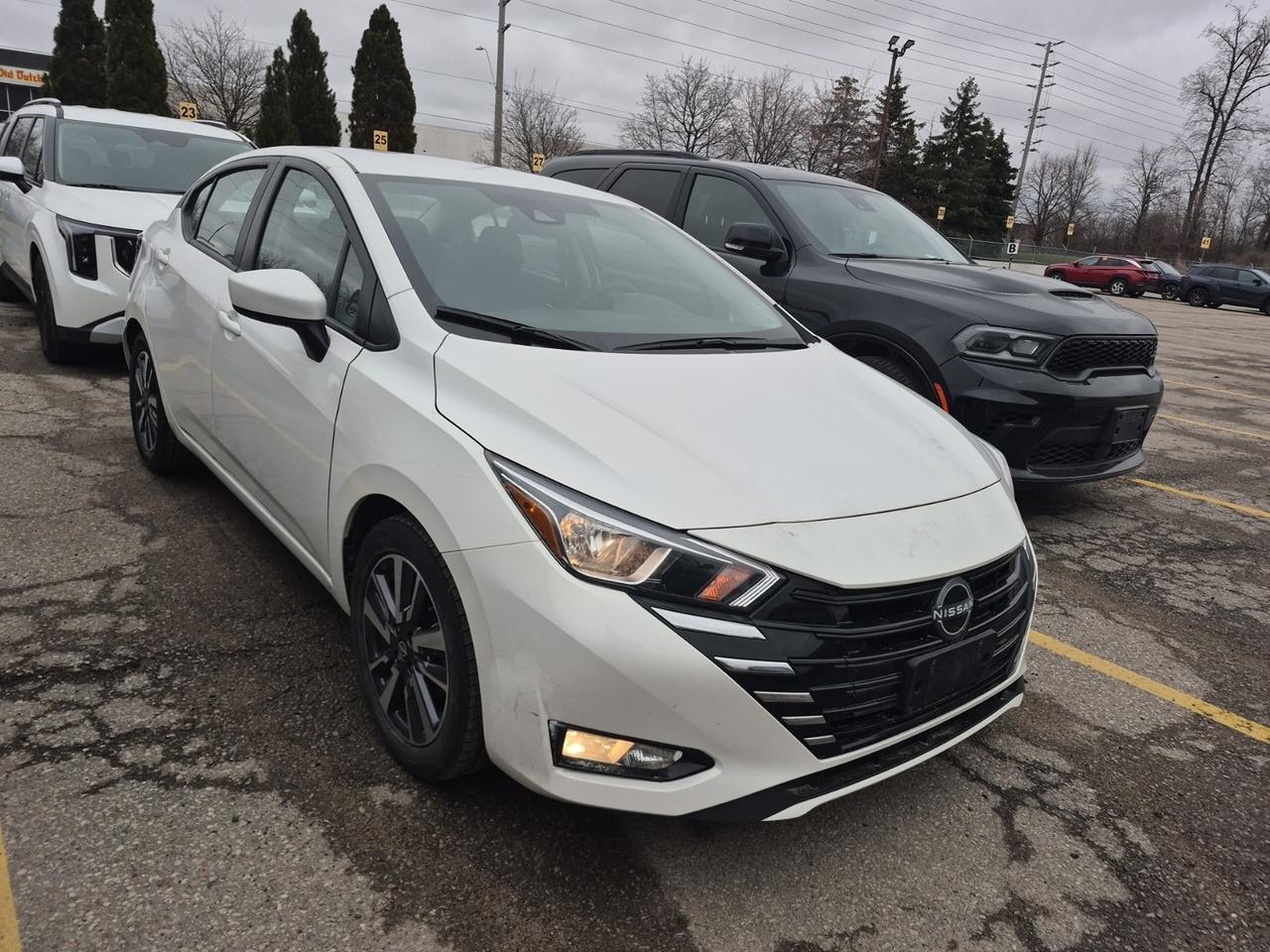 2024 Nissan Versa SV Photo