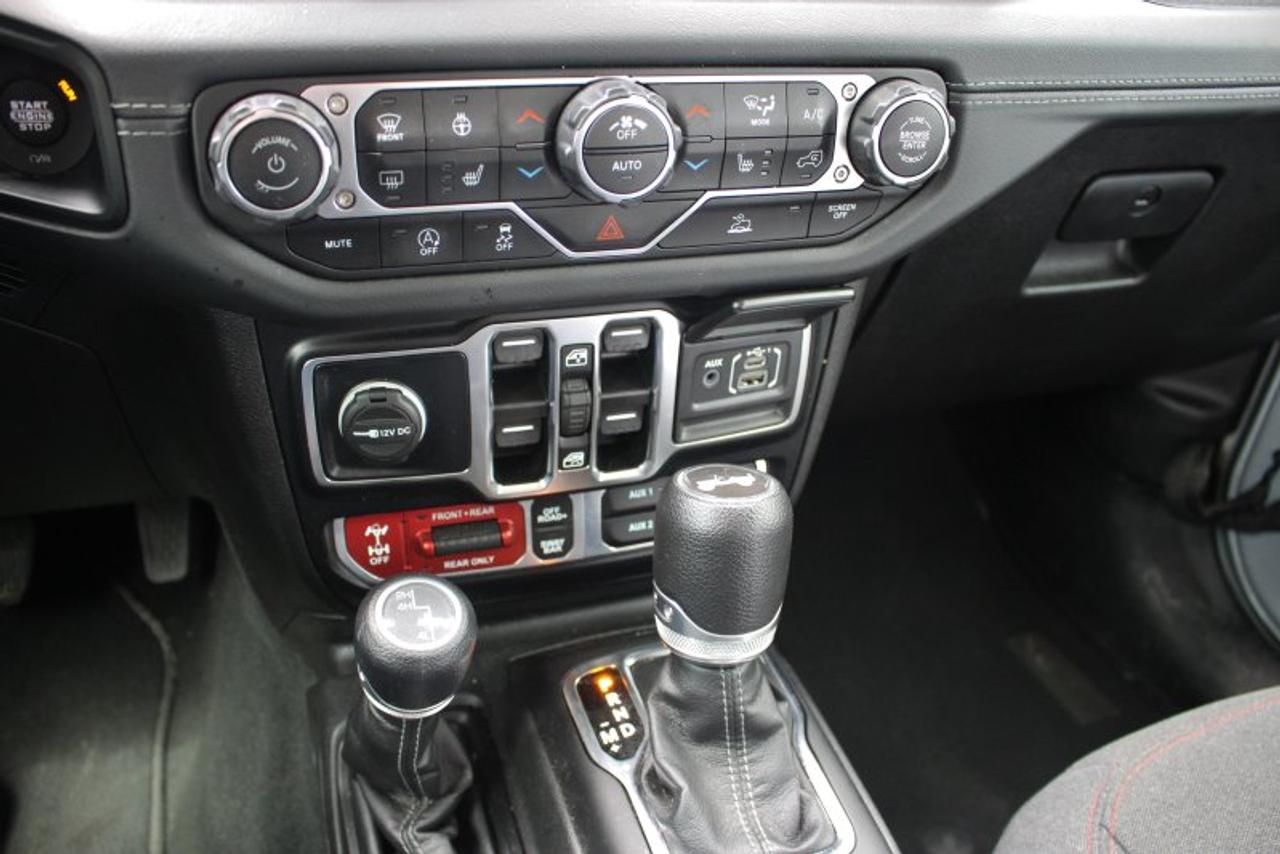 2024 Jeep Wrangler RUBICON*Low Ks*4x4*Heated Seats*CarPlay*Rear Cam Photo