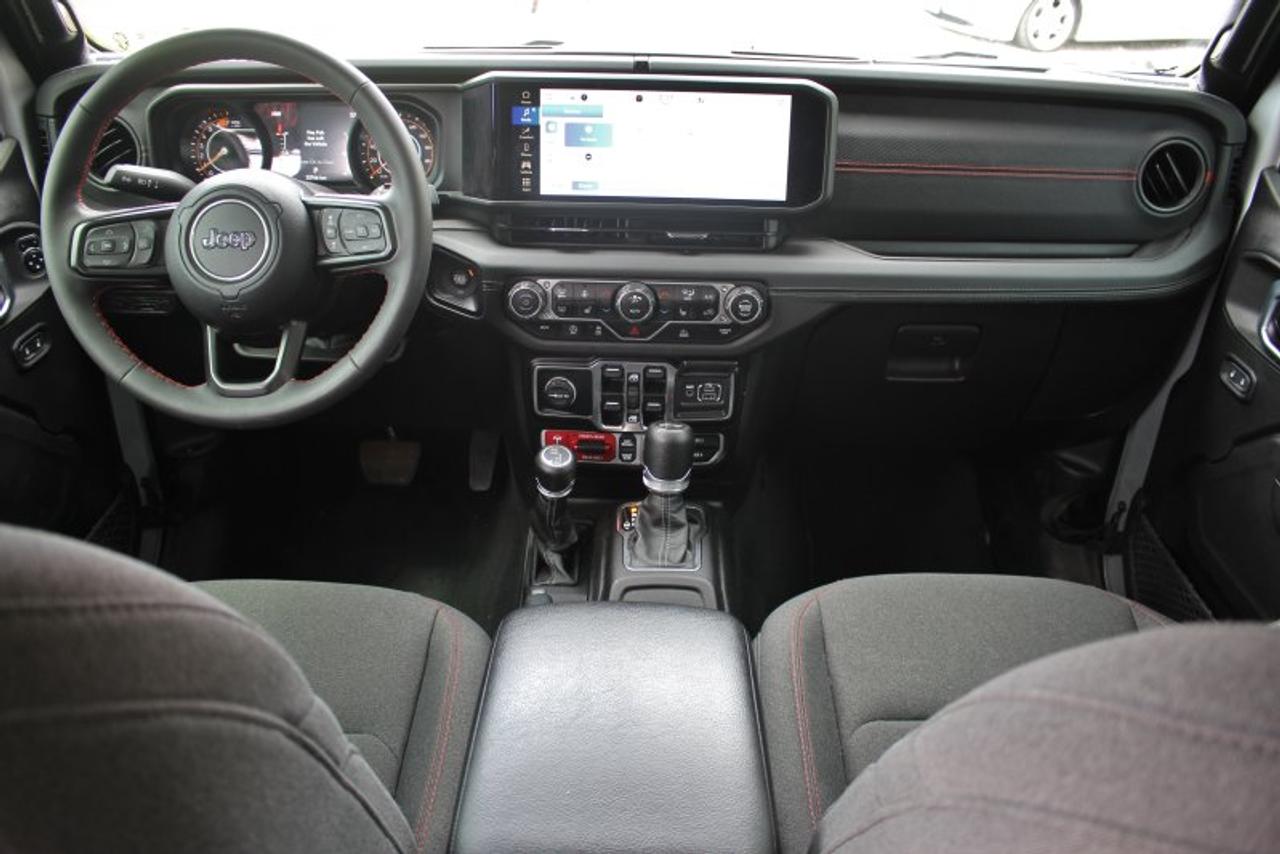 2024 Jeep Wrangler RUBICON*Low Ks*4x4*Heated Seats*CarPlay*Rear Cam Photo