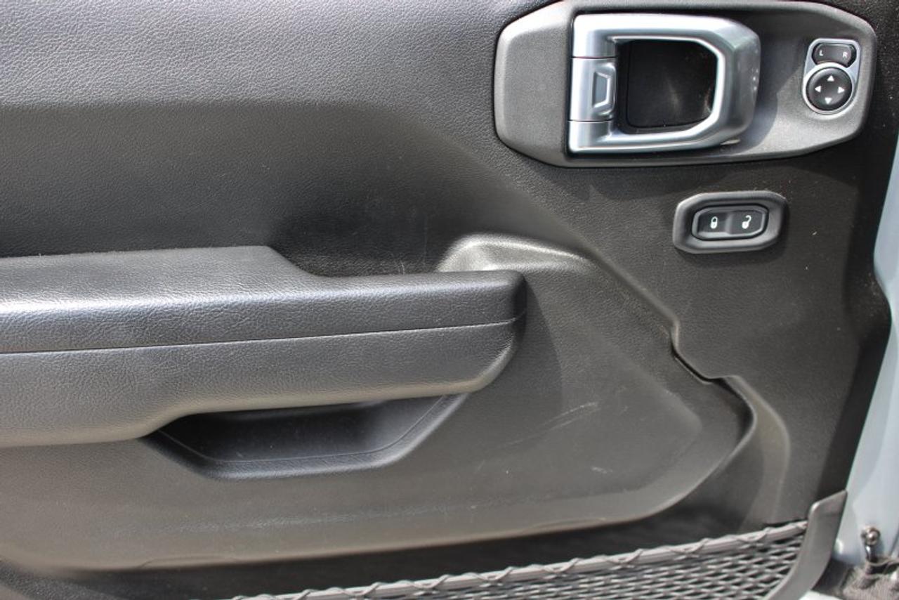 2024 Jeep Wrangler RUBICON*Low Ks*4x4*Heated Seats*CarPlay*Rear Cam Photo