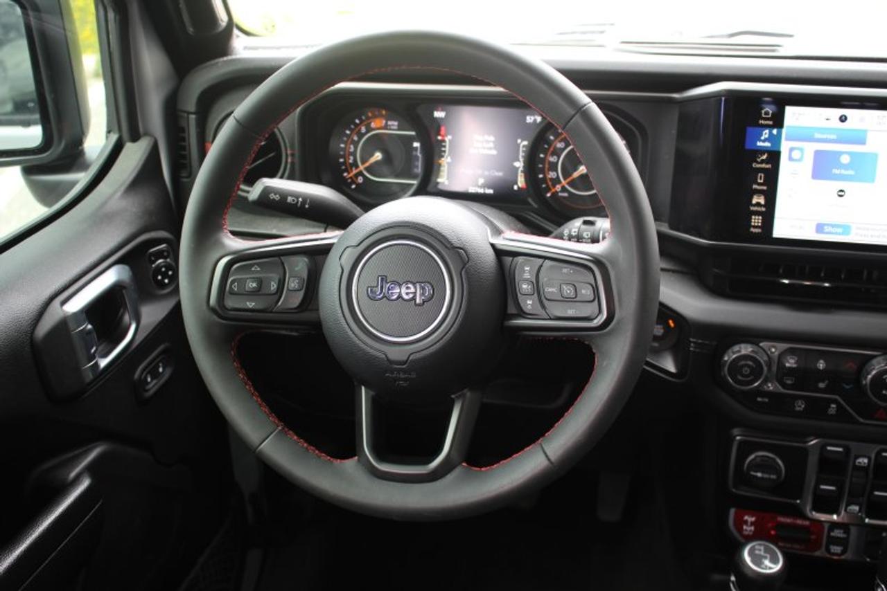 2024 Jeep Wrangler RUBICON*Low Ks*4x4*Heated Seats*CarPlay*Rear Cam Photo