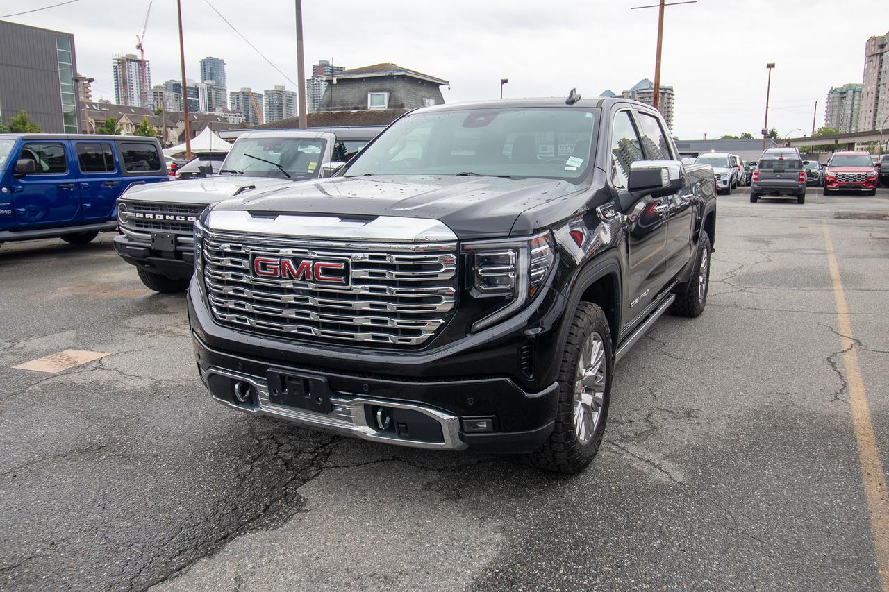 2022 GMC Sierra 1500 Denali Crew Cab 4WD