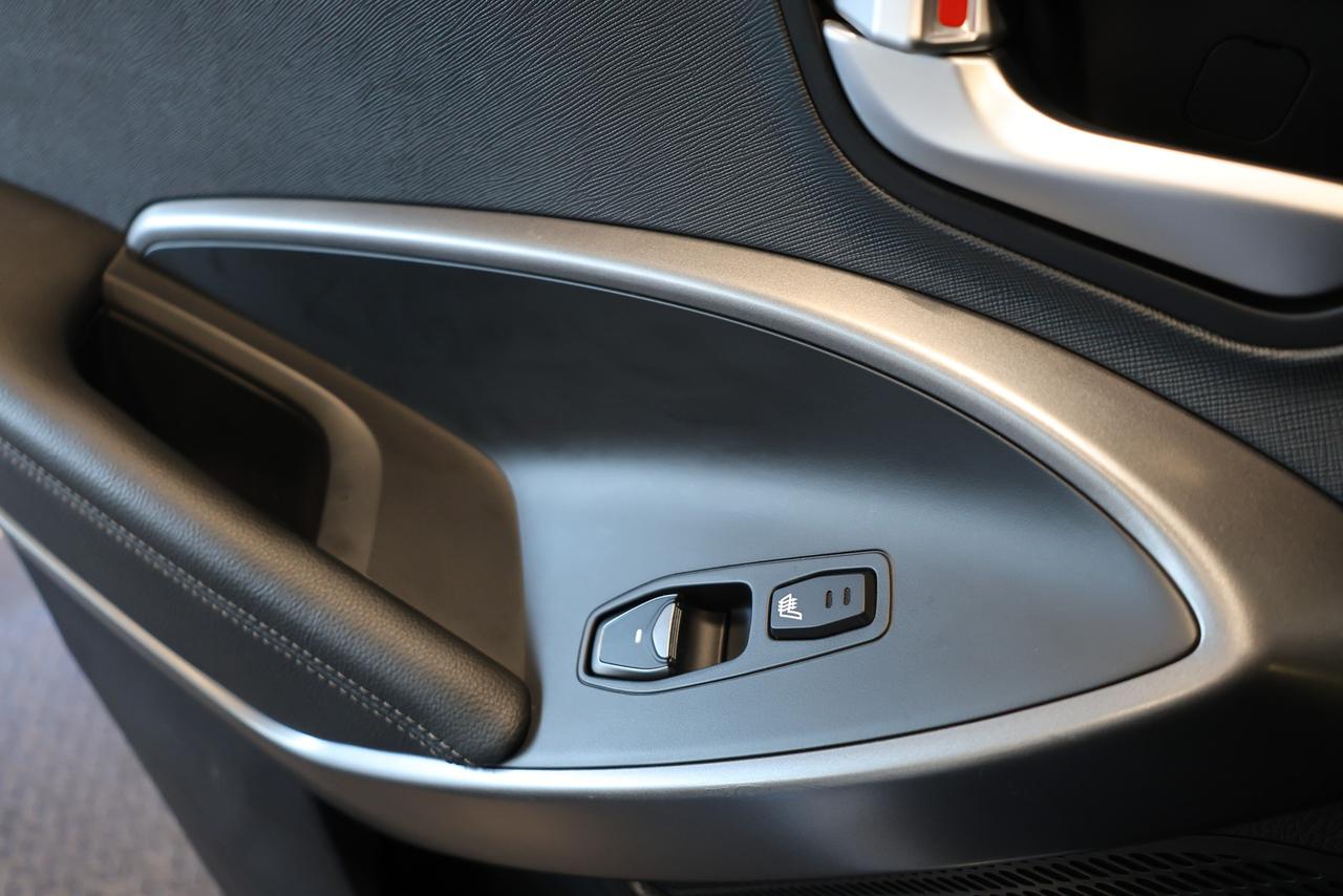 2017 Hyundai Santa Fe Sport 2.0 Limited AWD - LEATHER|BACKUP|NAVI|PANOROOF Photo