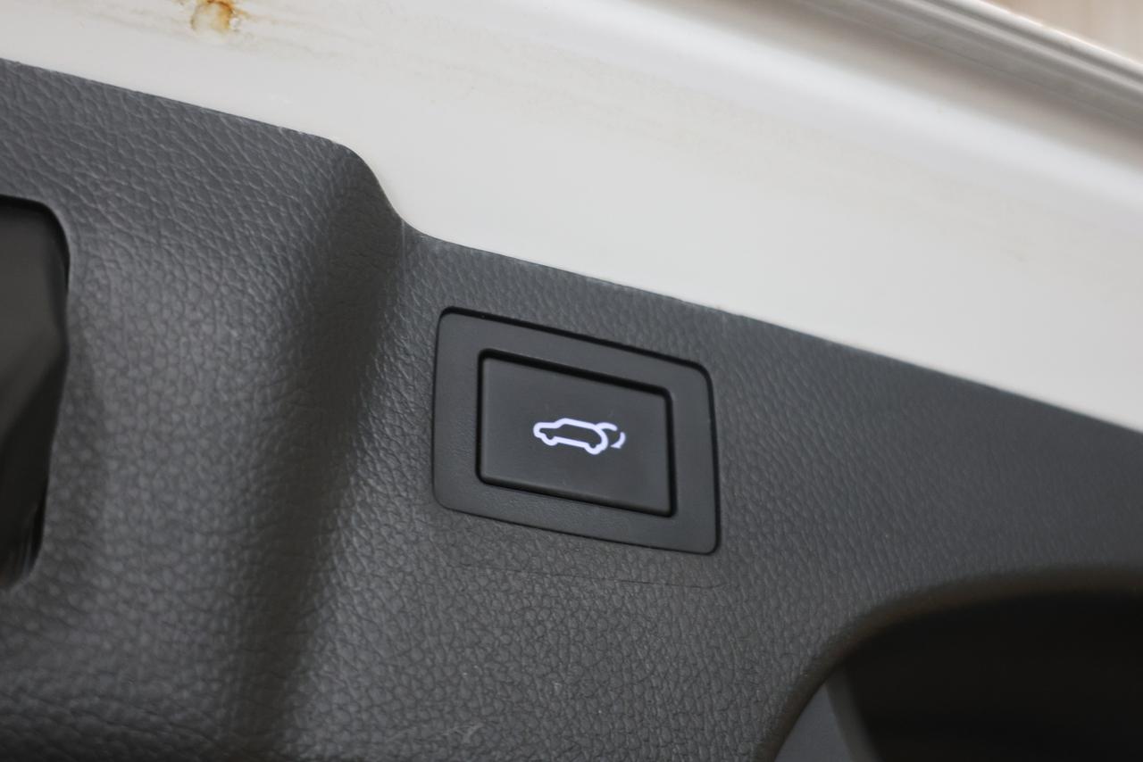 2017 Hyundai Santa Fe Sport 2.0 Limited AWD - LEATHER|BACKUP|NAVI|PANOROOF Photo